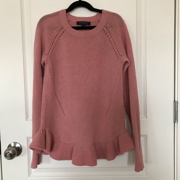 Ann Taylor Sweaters - Ann Taylor sweater - XSP